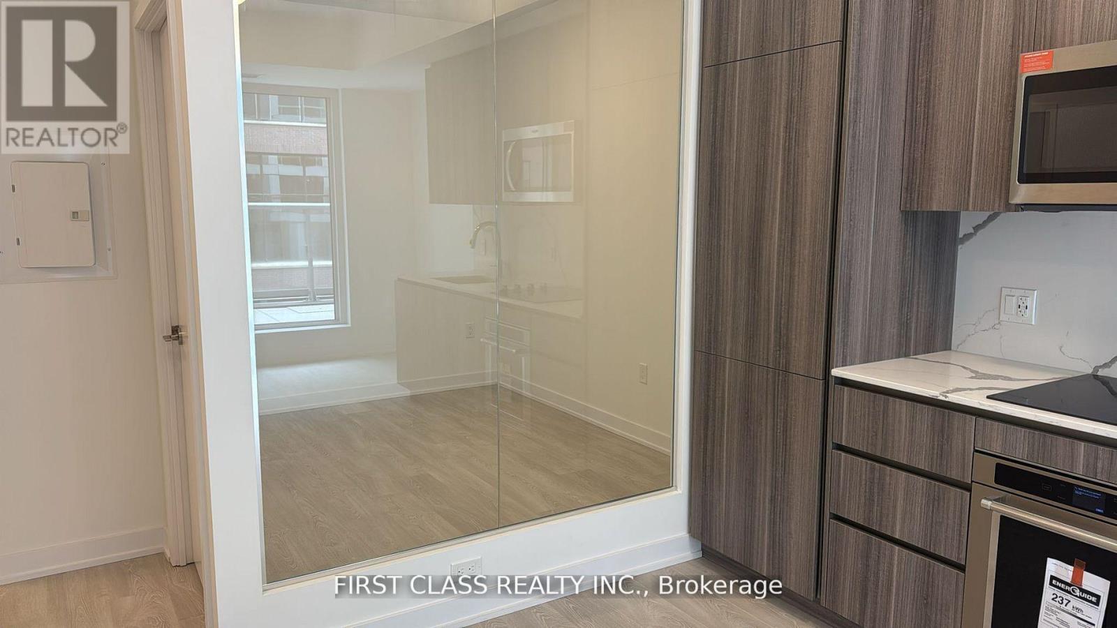 626 - 15 Richardson Street, Toronto, Ontario  M5A 0Y5 - Photo 3 - C12410917