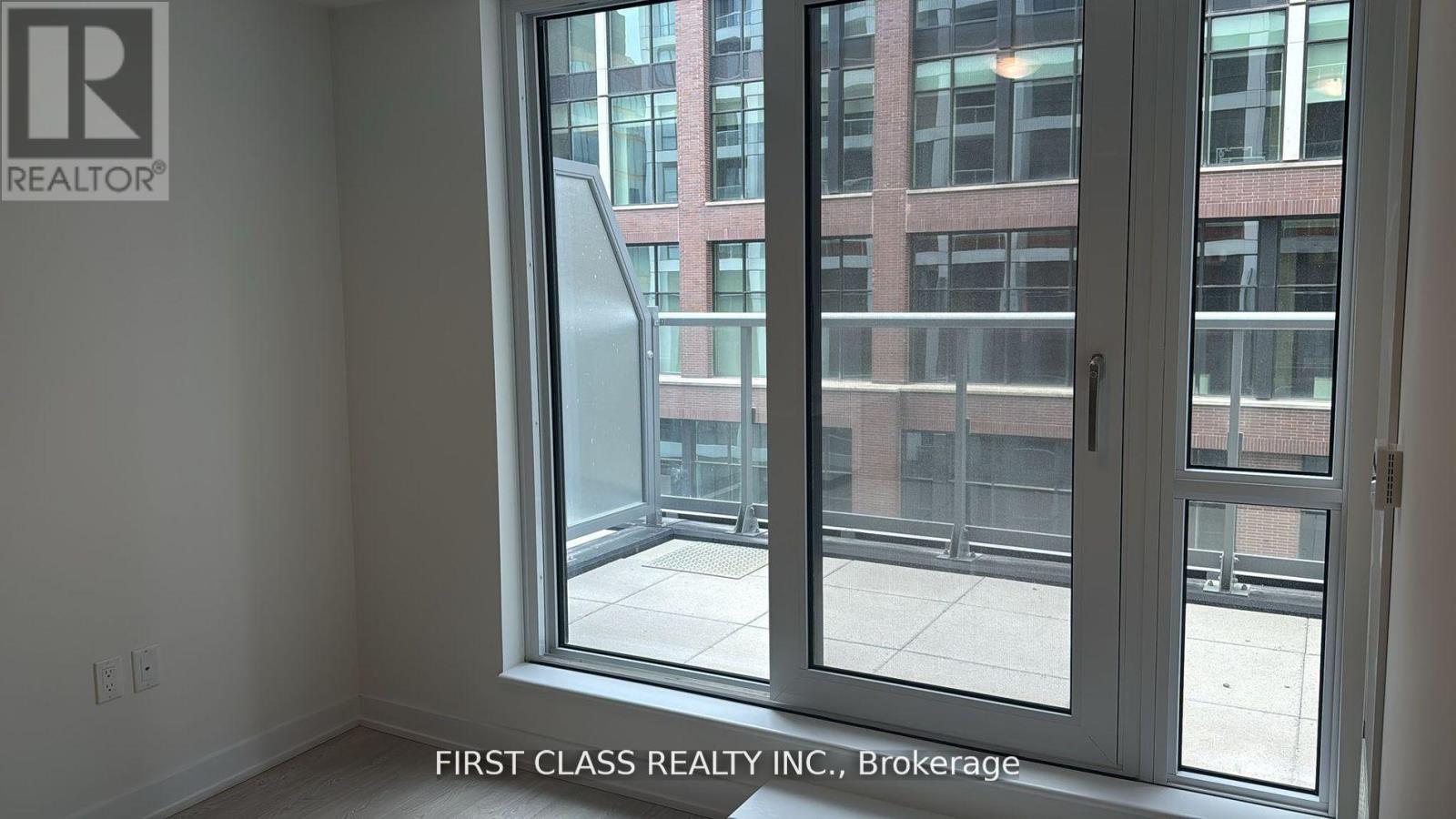 626 - 15 Richardson Street, Toronto, Ontario  M5A 0Y5 - Photo 6 - C12410917