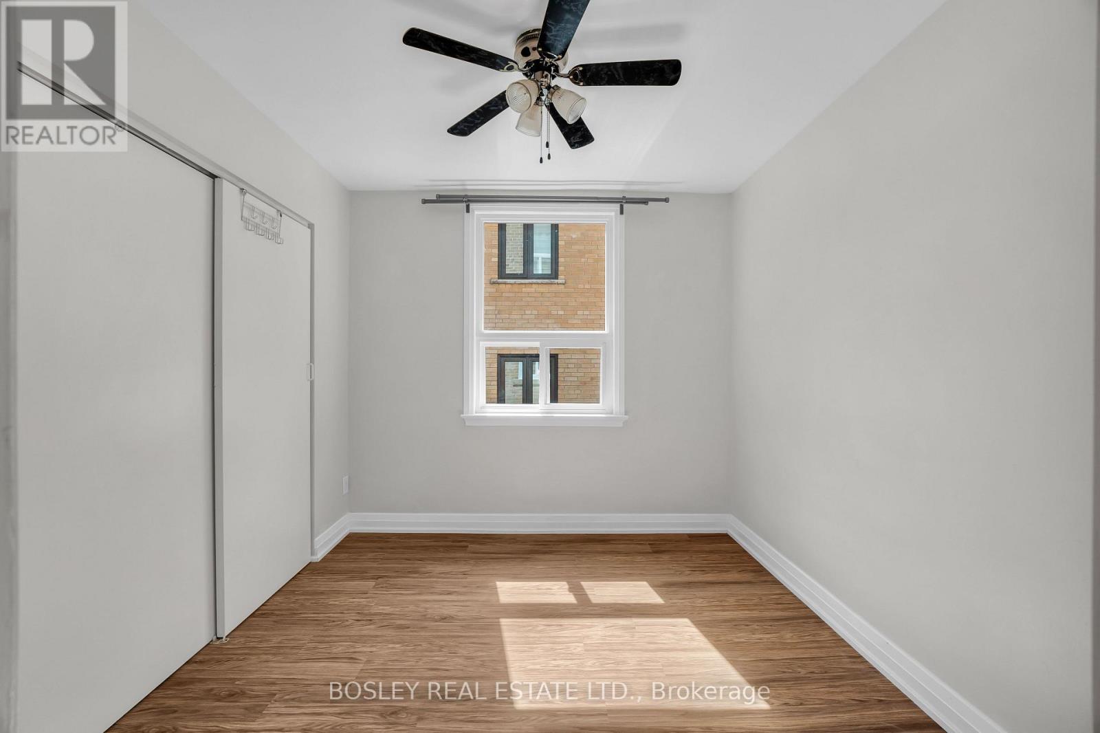 5 - 41 Marina Avenue, Toronto, Ontario  M8W 1K5 - Photo 12 - W12410529