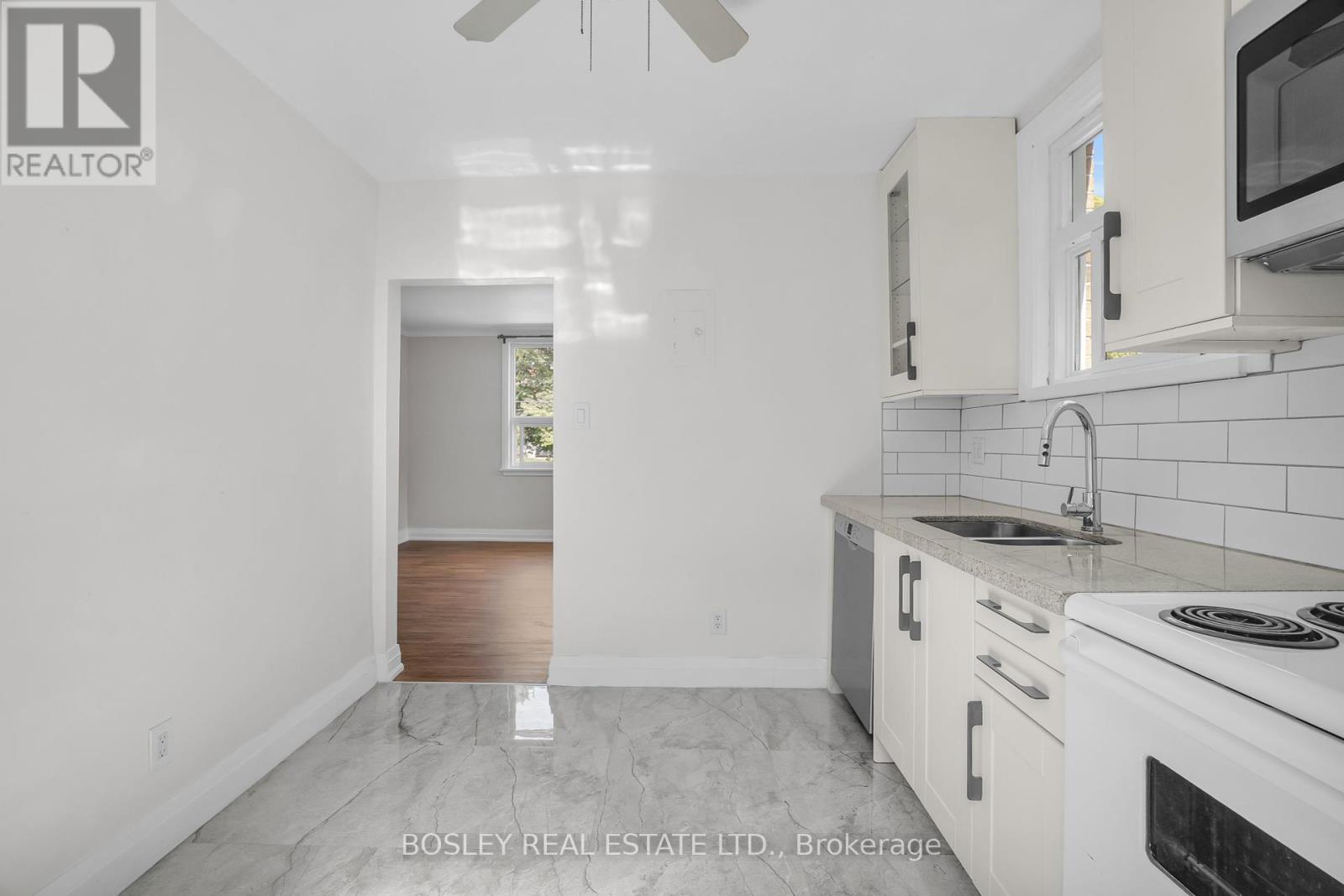 5 - 41 Marina Avenue, Toronto, Ontario  M8W 1K5 - Photo 18 - W12410529