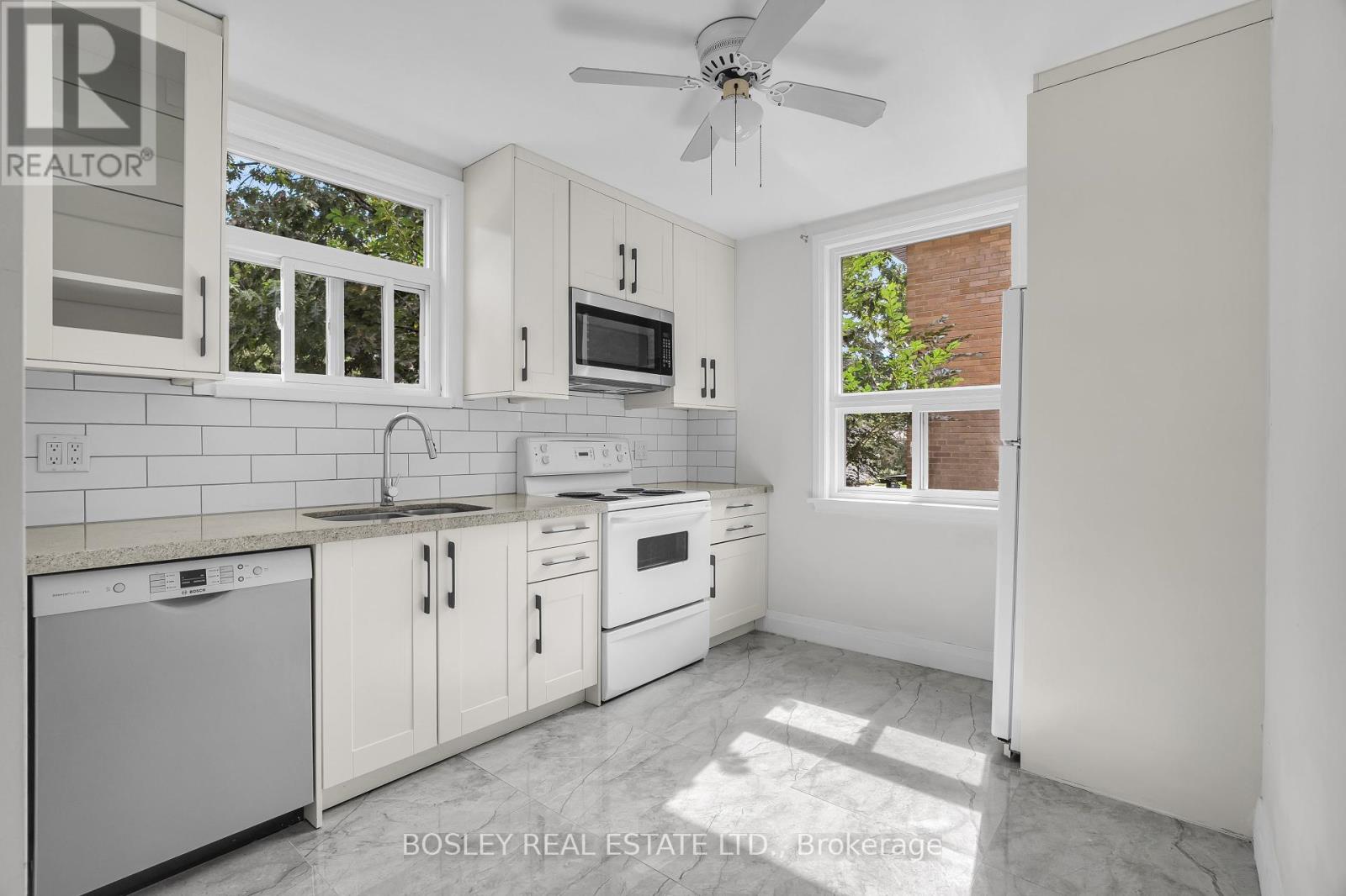 5 - 41 Marina Avenue, Toronto, Ontario  M8W 1K5 - Photo 16 - W12410529
