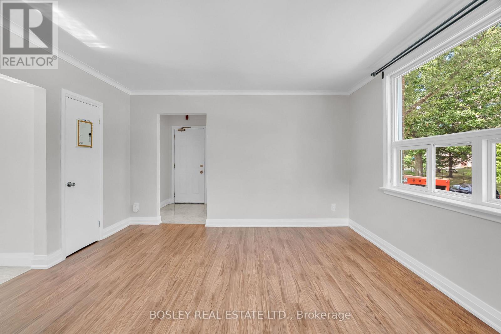5 - 41 Marina Avenue, Toronto, Ontario  M8W 1K5 - Photo 9 - W12410529