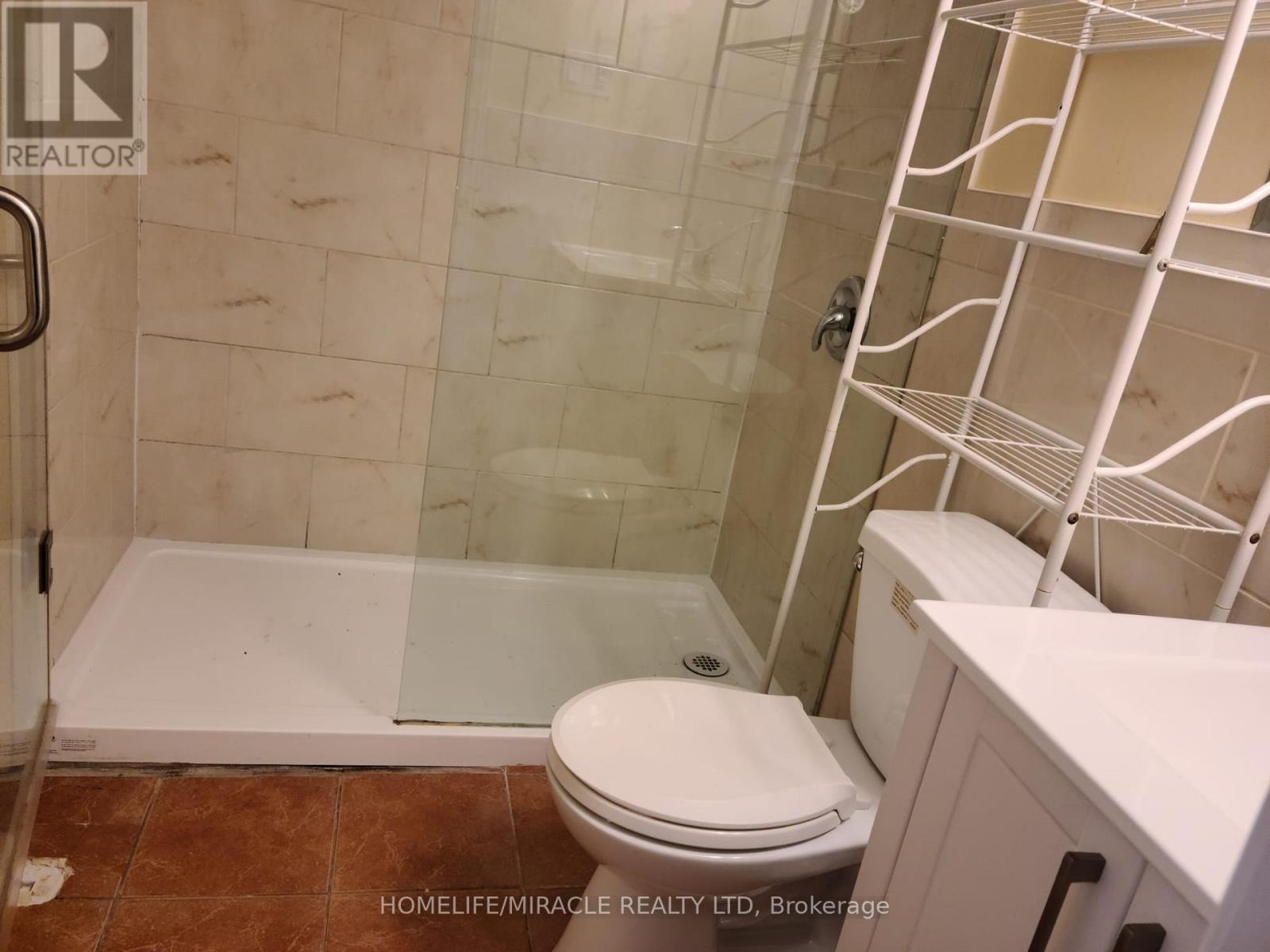 36 Legend Lane, Brampton, Ontario  L6X 5B5 - Photo 18 - W12410815