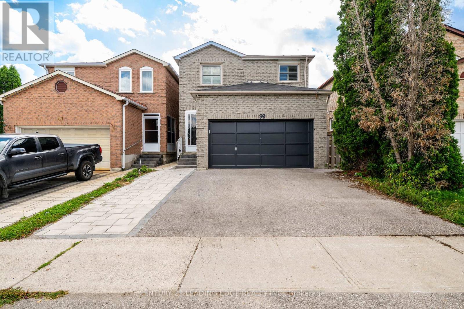 39 LAVRON COURT, Markham, Ontario