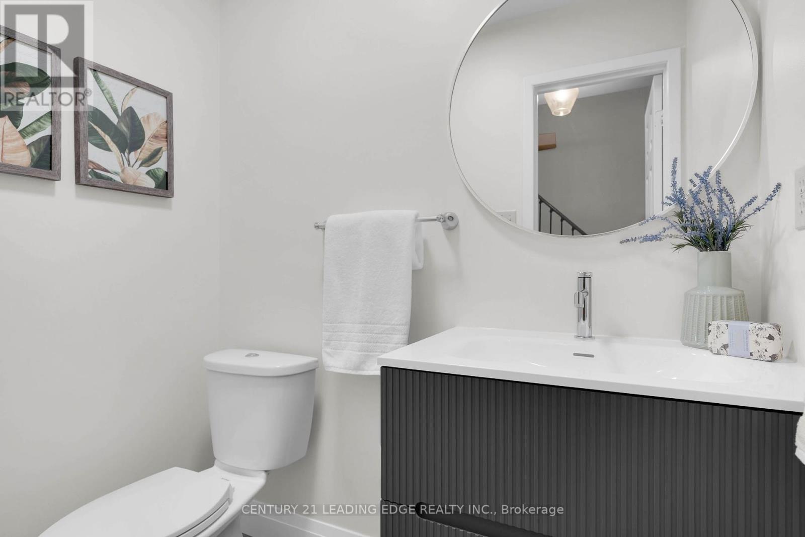39 Lavron Court, Markham, Ontario  L3S 2N8 - Photo 16 - N12410928