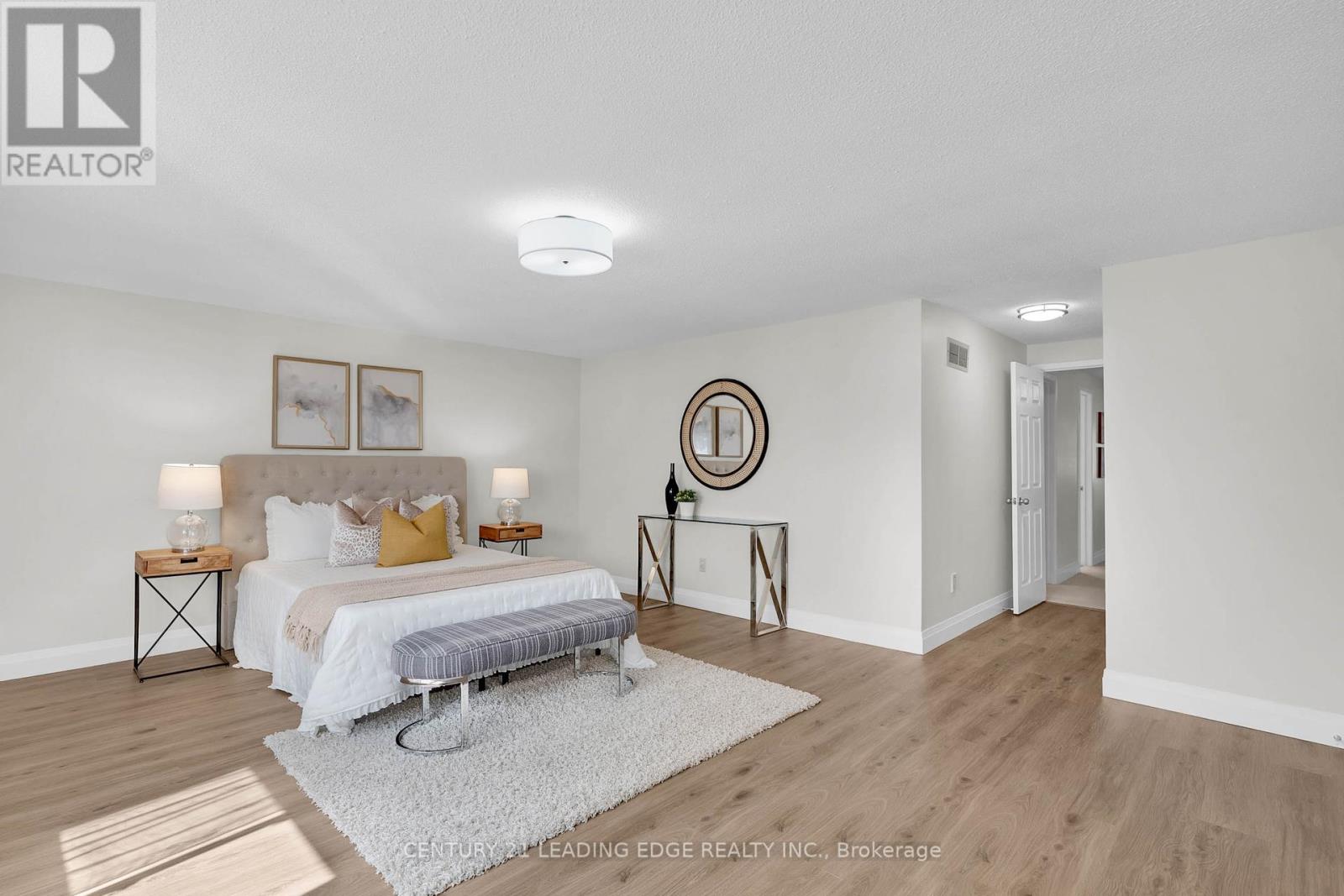 39 Lavron Court, Markham, Ontario  L3S 2N8 - Photo 19 - N12410928