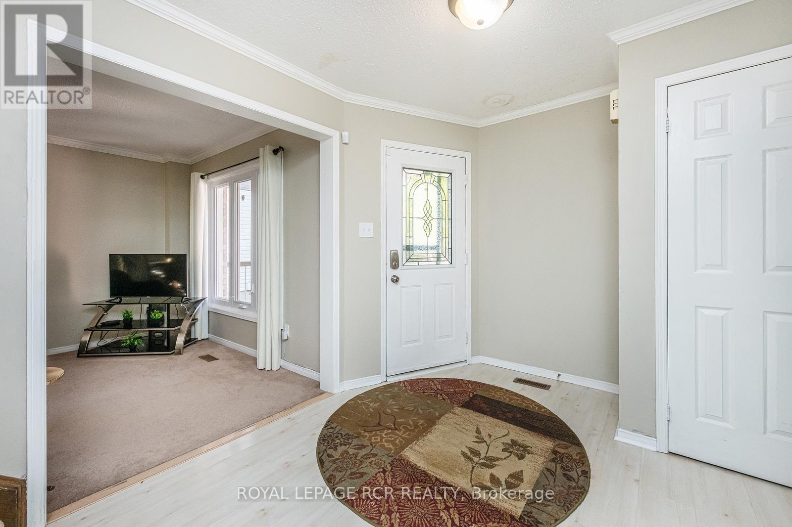 155 Patterson Road, Barrie, Ontario  L4N 7B8 - Photo 3 - S12410912