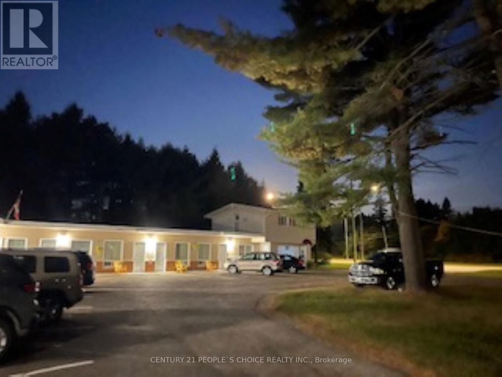 1515 Trunk Road, Sault Ste Marie, Ontario  P6A 6X9 - Photo 4 - X12410914