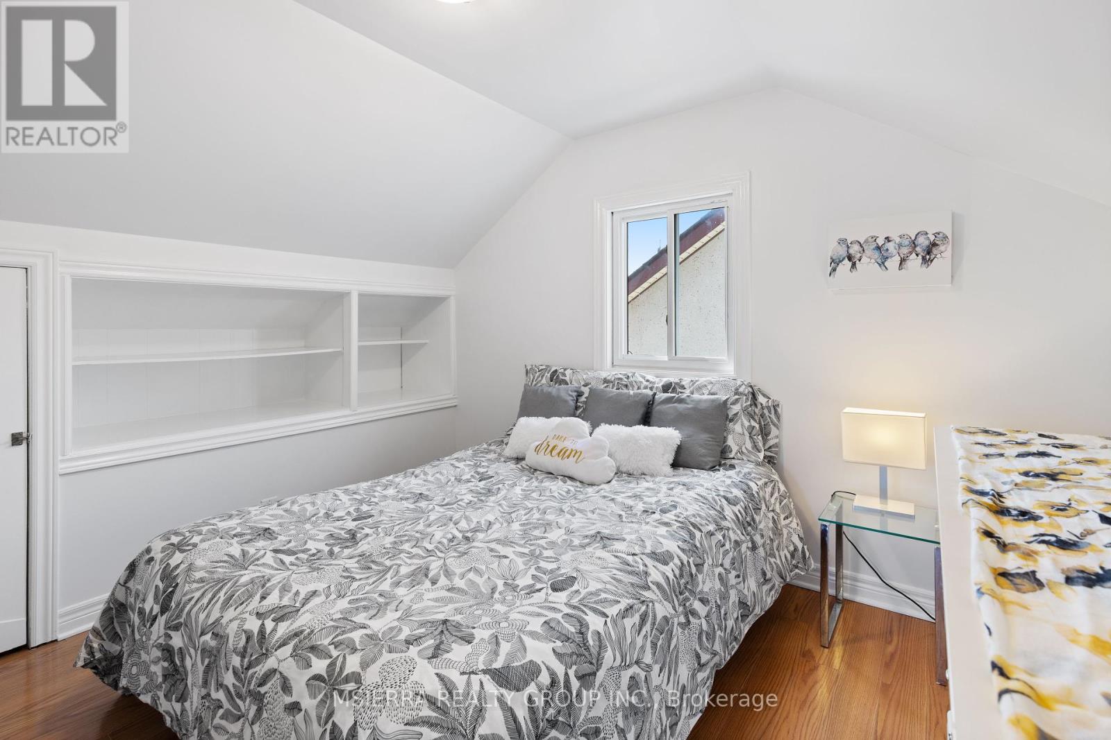 59 Hamilton Street, St. Catharines, Ontario  L2S 1K8 - Photo 17 - X12410919