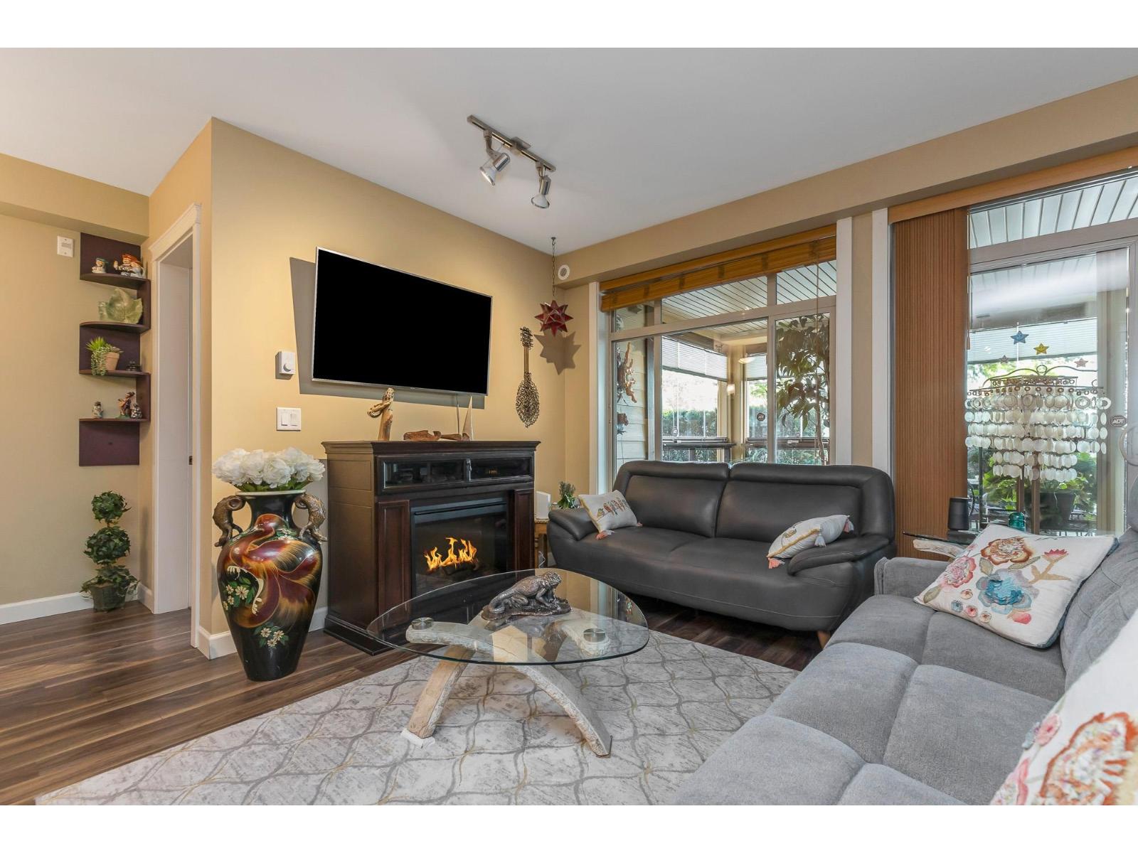 129 2860 Trethewey Street, Abbotsford, British Columbia  V2T 0G5 - Photo 4 - R3048397