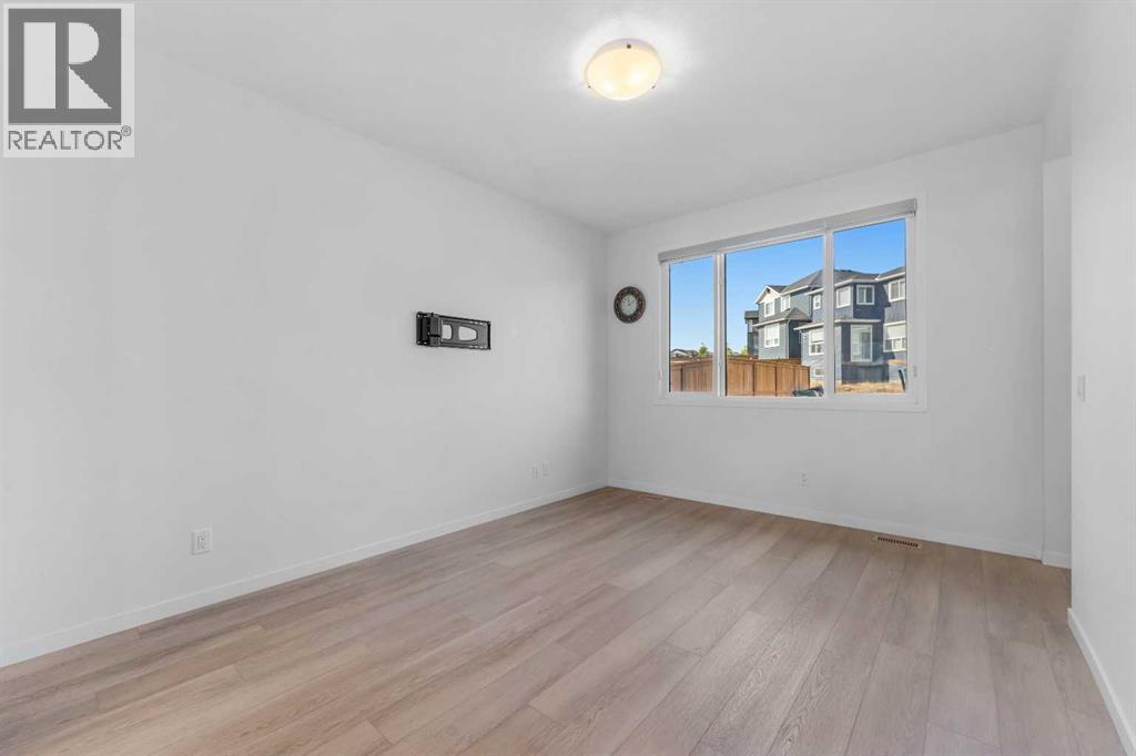 21 Edith Gate Nw, Calgary, Alberta  T3R 1Z3 - Photo 18 - A2257638