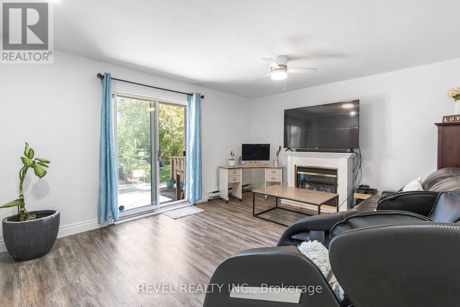 Lorem Ipsum Dolor Si, Kawartha Lakes, Ontario  K9V  - Photo 12 - DEMO28879002
