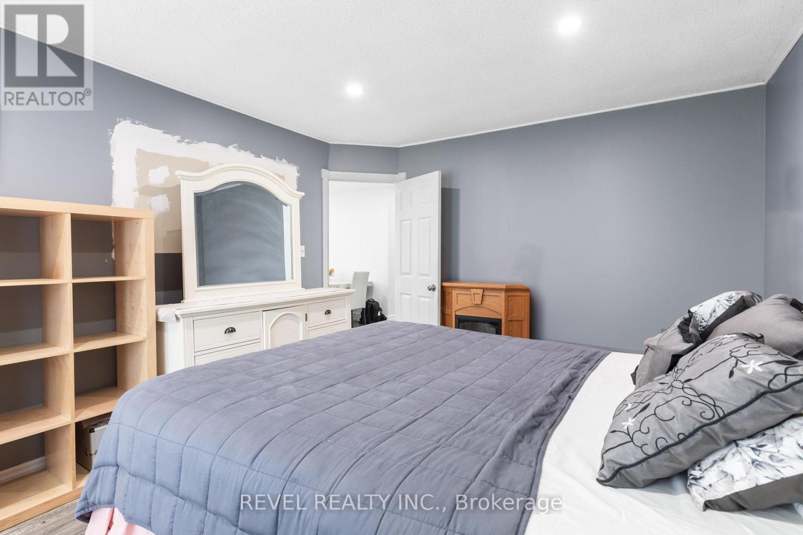 Lorem Ipsum Dolor Si, Kawartha Lakes, Ontario  K9V  - Photo 17 - DEMO28879002