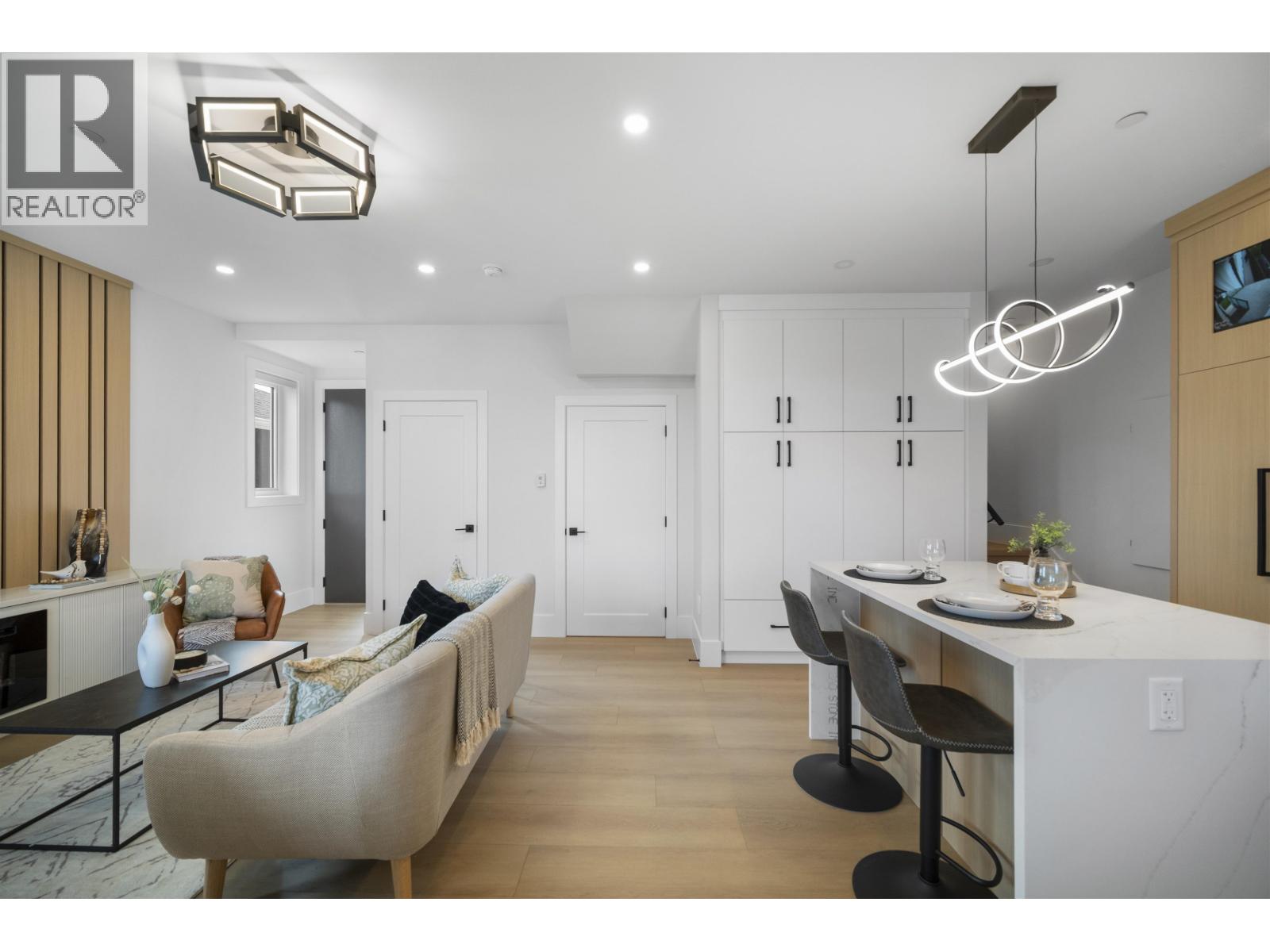 2 5380 Culloden Street, Vancouver, British Columbia  V5W 3R6 - Photo 8 - R3049427