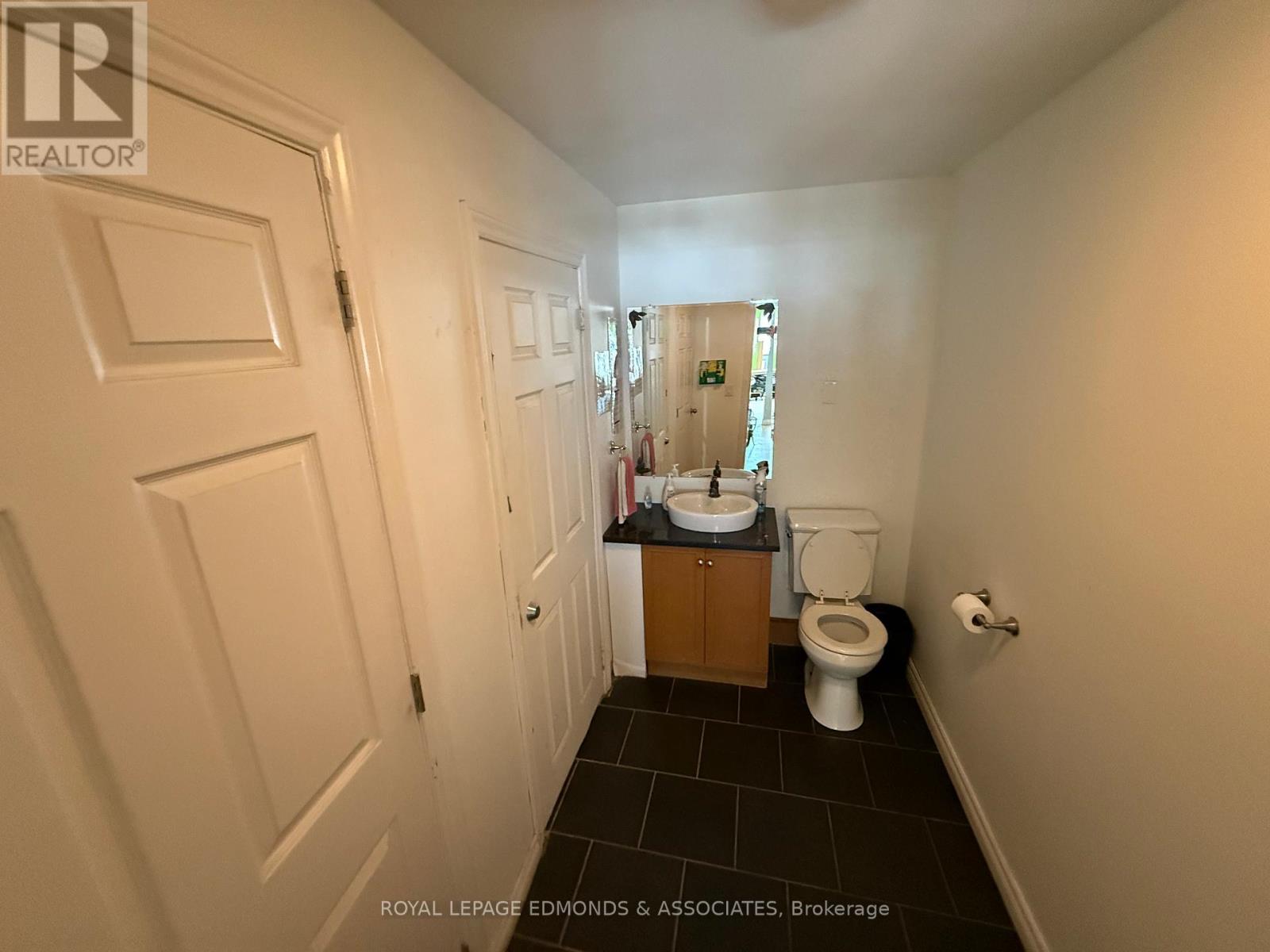 2551 Petawawa Boulevard, Petawawa, Ontario  K8H 1Y6 - Photo 6 - X12398644