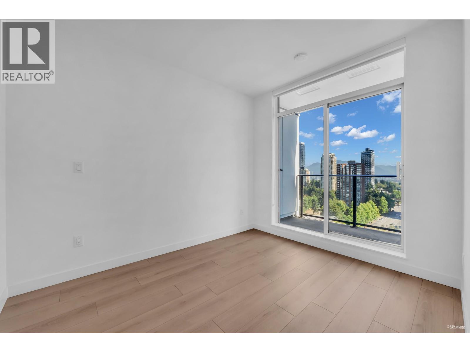 2307 6468 Willingdon Avenue, Burnaby, British Columbia  V5H 0L3 - Photo 12 - R3049449