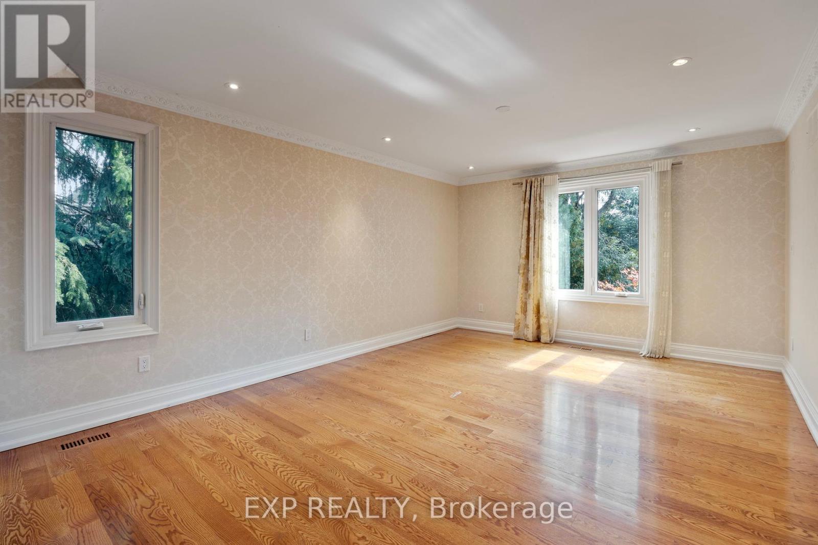 70 Hemingway Crescent N, Markham, Ontario  L3R 2V6 - Photo 28 - N12402303