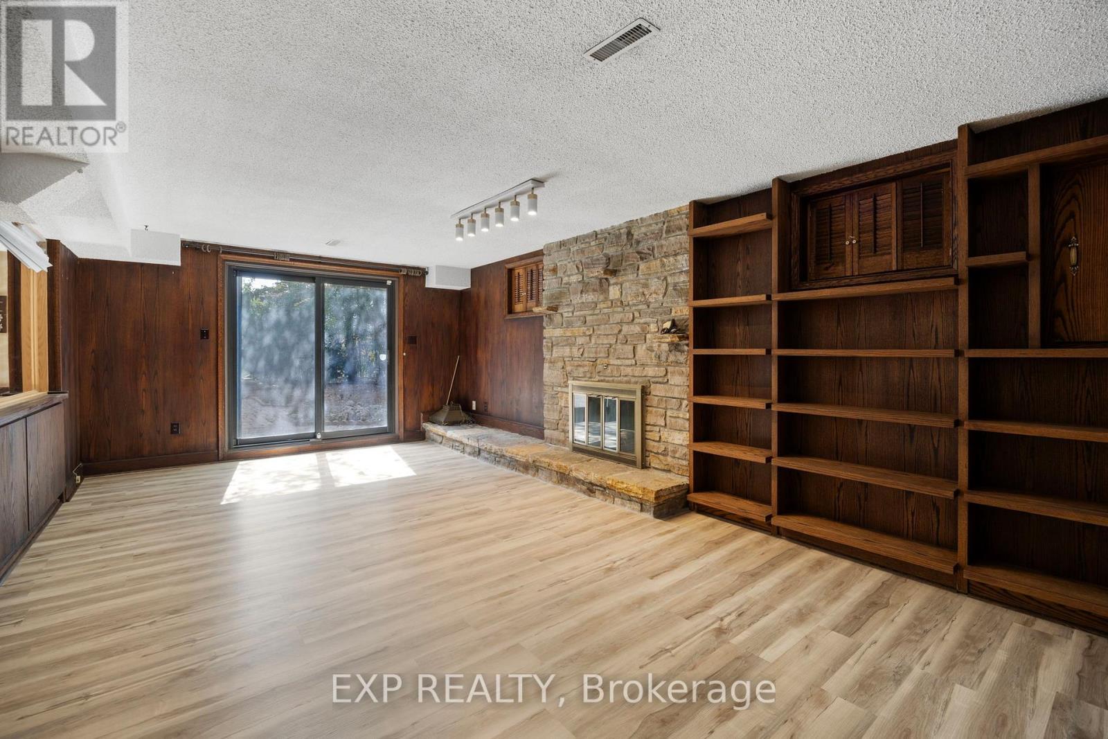 70 Hemingway Crescent N, Markham, Ontario  L3R 2V6 - Photo 44 - N12402303