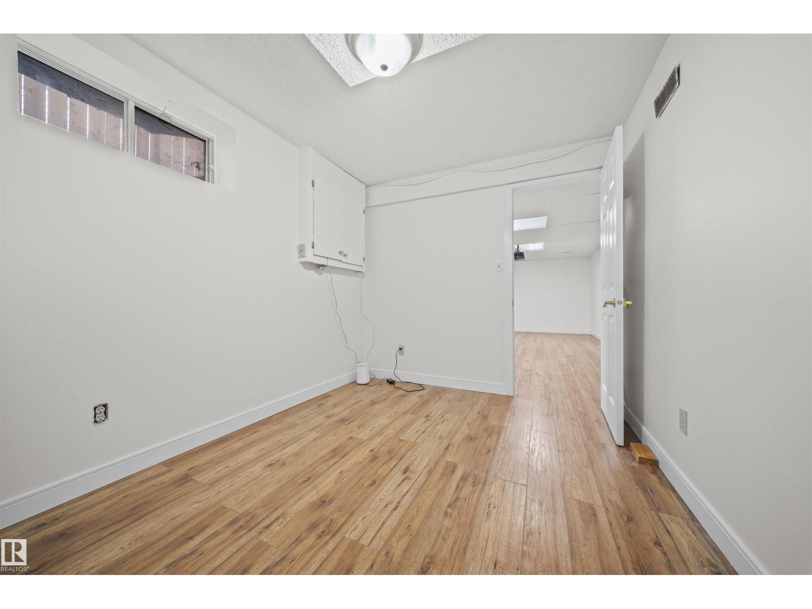 4137 28 Ave Nw Nw, Edmonton, Alberta  T6L 4H2 - Photo 35 - E4458237