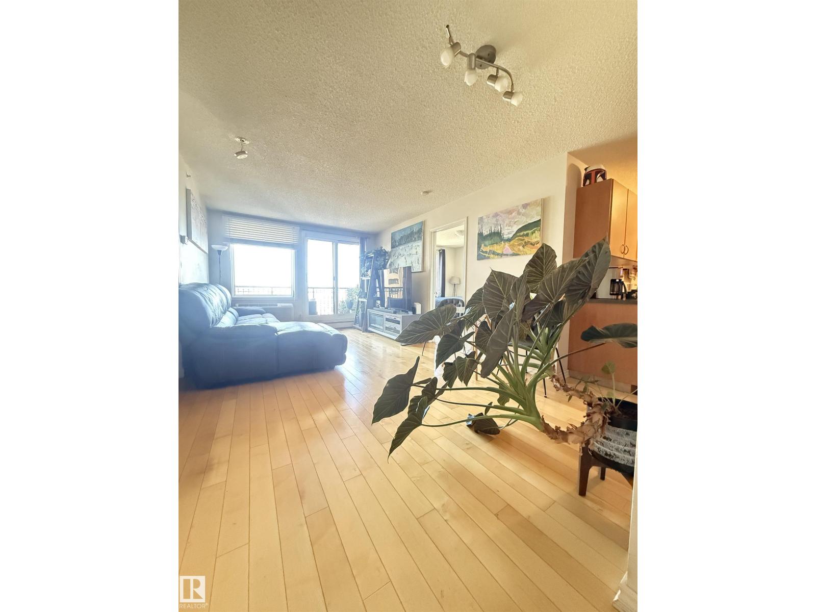 #1704 10180 104 St Nw, Edmonton, Alberta  T5J 1A7 - Photo 9 - E4458238