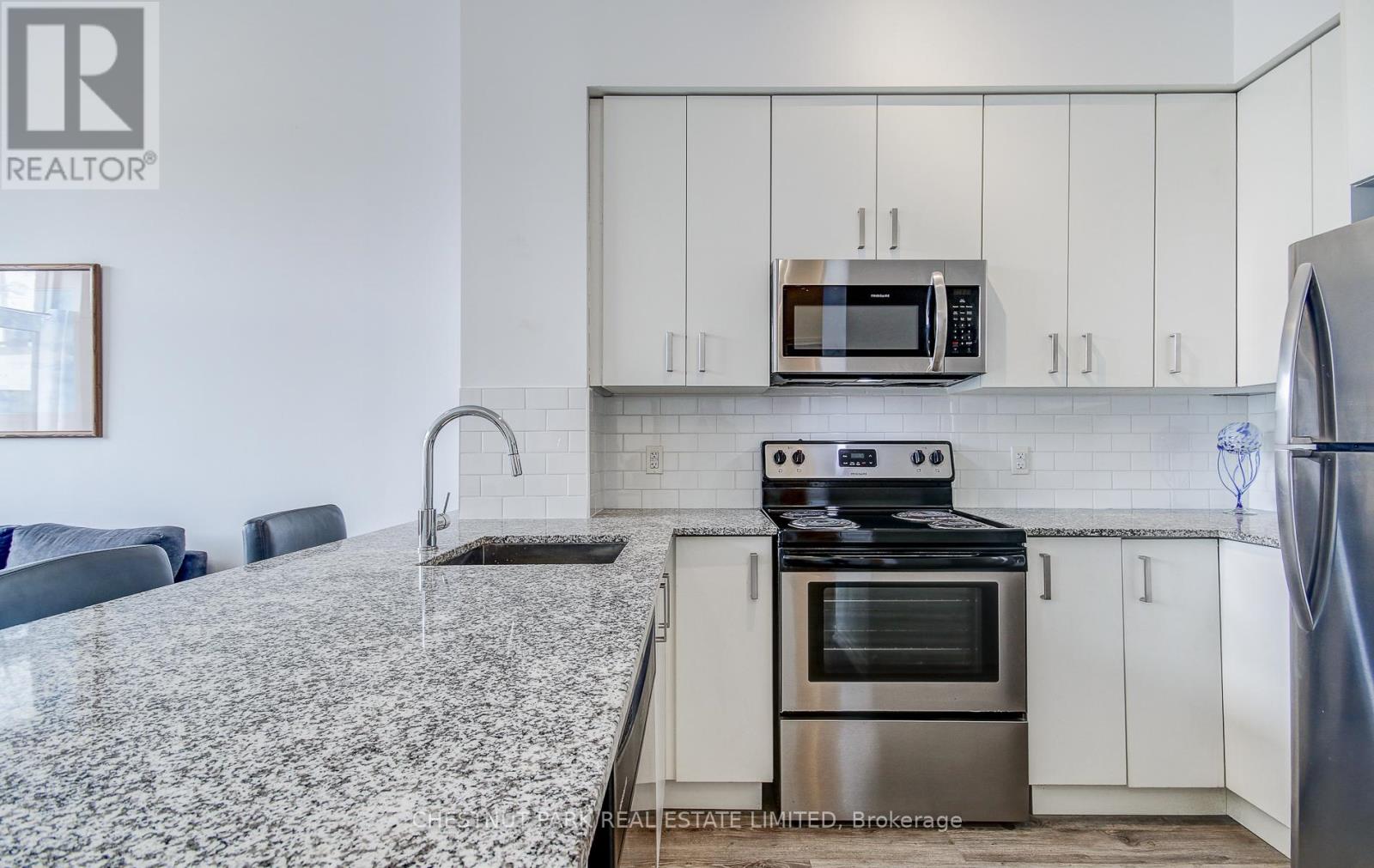 109 - 11611 Yonge Street, Richmond Hill, Ontario  L4E 1G2 - Photo 13 - N12410947