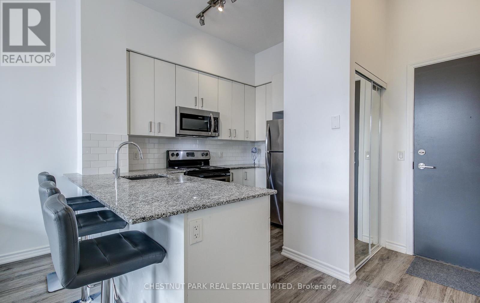 109 - 11611 Yonge Street, Richmond Hill, Ontario  L4E 1G2 - Photo 14 - N12410947