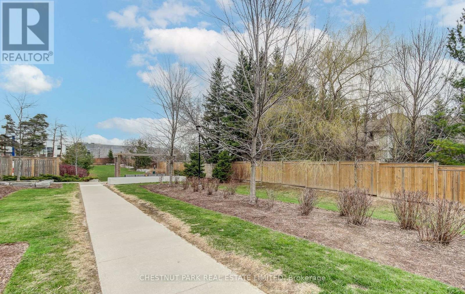 109 - 11611 Yonge Street, Richmond Hill, Ontario  L4E 1G2 - Photo 30 - N12410947