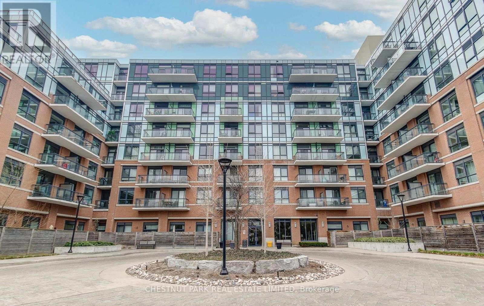 109 - 11611 Yonge Street, Richmond Hill, Ontario  L4E 1G2 - Photo 34 - N12410947