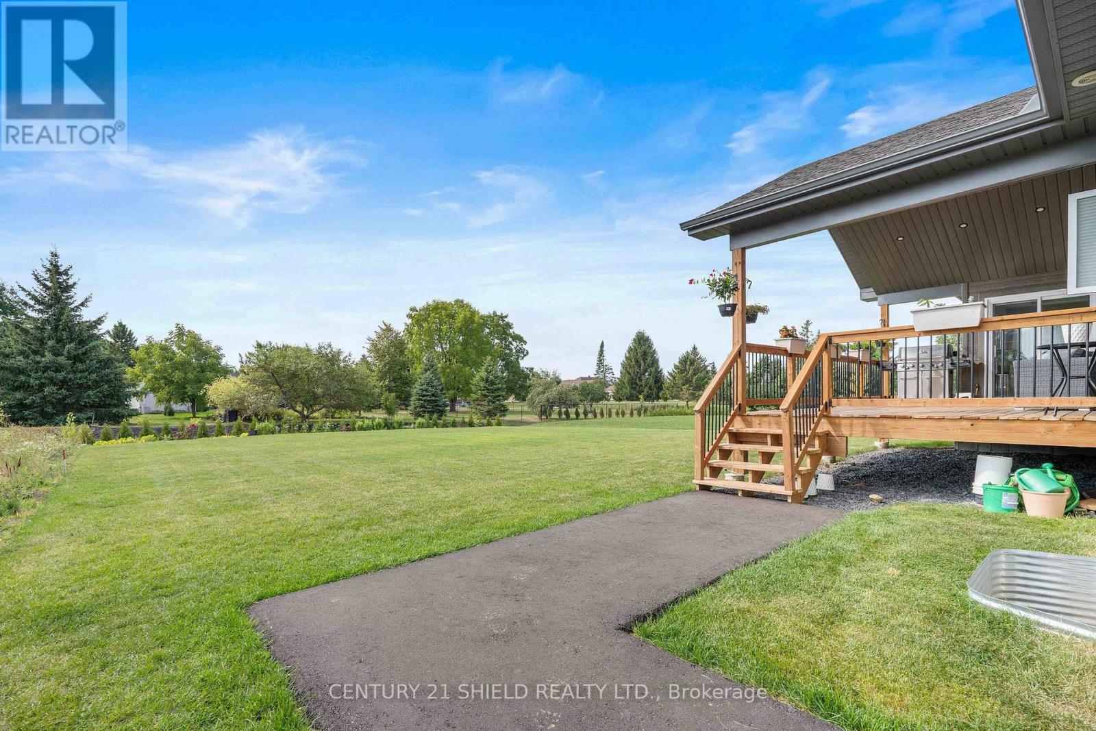 29 Whitetail Avenue, Cornwall, Ontario  K0C 1P0 - Photo 13 - X12404997