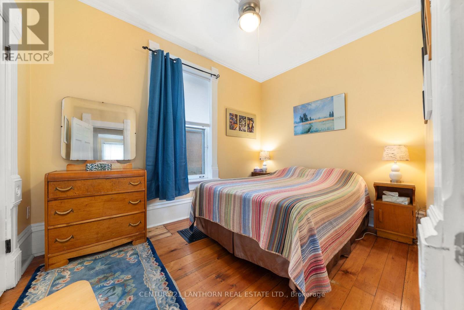 56 Mary Street, Prince Edward County, Ontario  K0K 2T0 - Photo 13 - X12410982