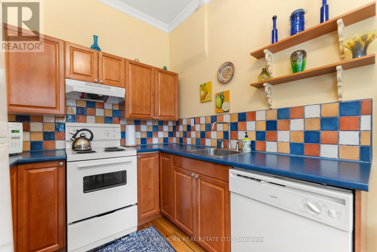 56 Mary Street, Prince Edward County, Ontario  K0K 2T0 - Photo 25 - X12410982