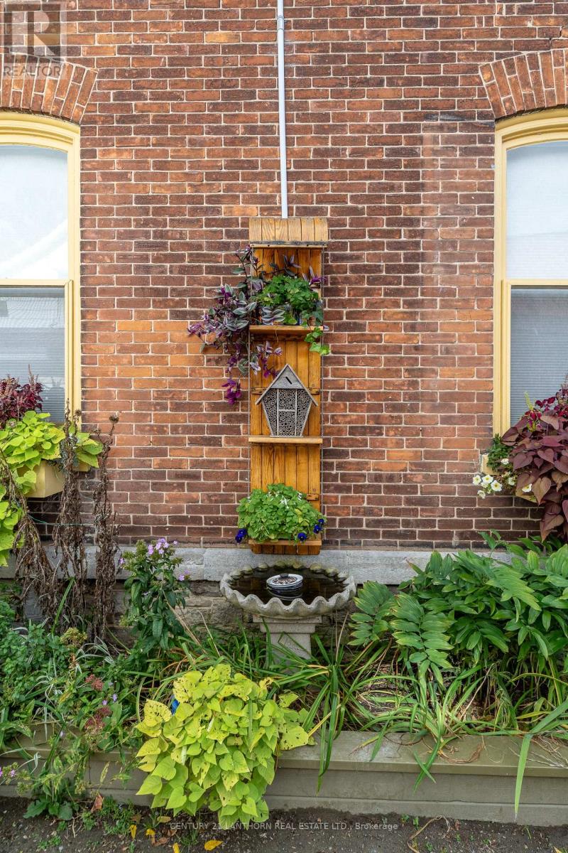 56 Mary Street, Prince Edward County, Ontario  K0K 2T0 - Photo 47 - X12410982