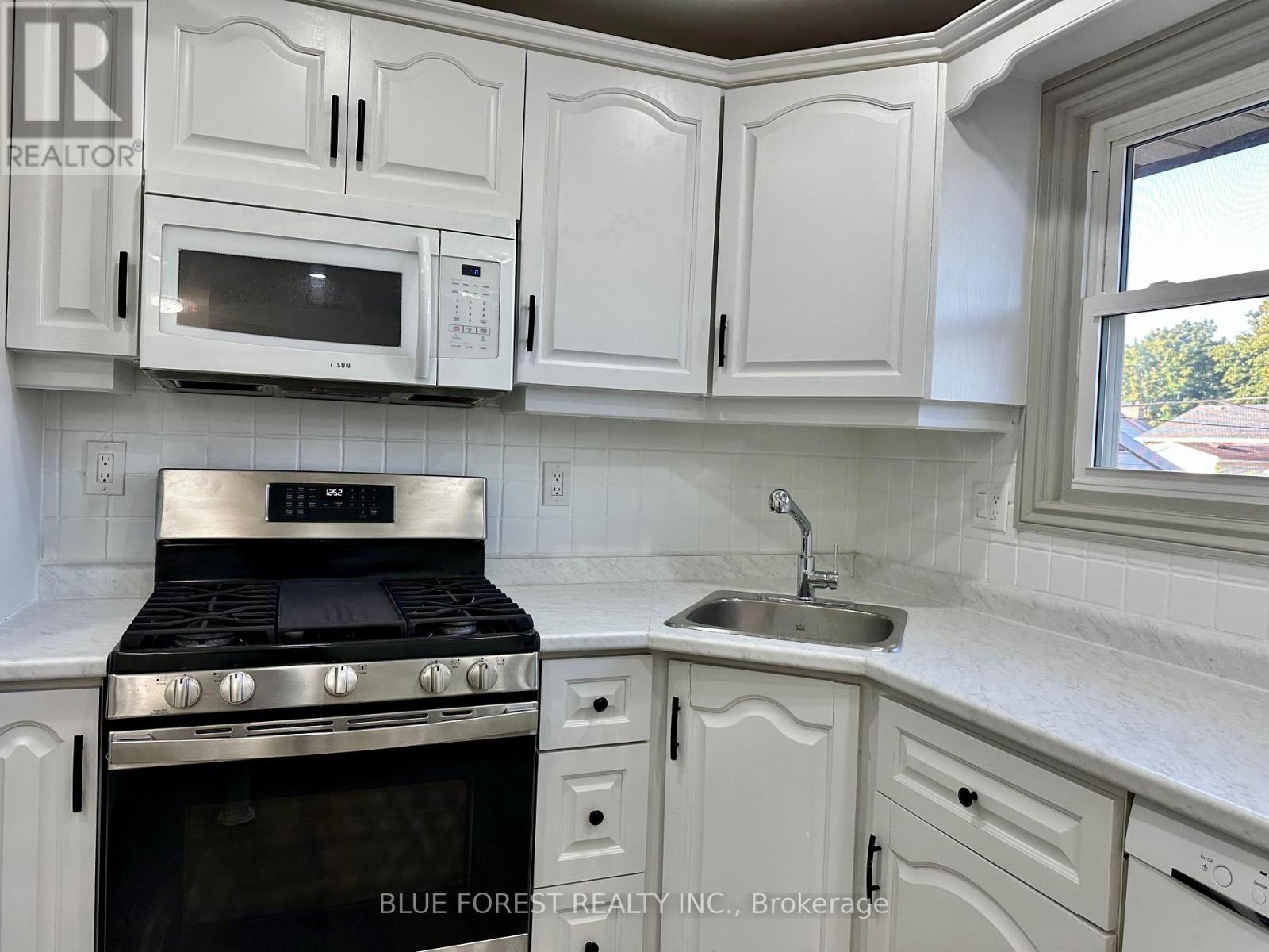 197 Atkinson Boulevard, London East, Ontario  N5W 4Z5 - Photo 13 - X12410967