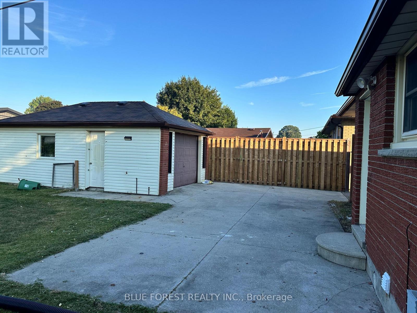 197 Atkinson Boulevard, London East, Ontario  N5W 4Z5 - Photo 27 - X12410967