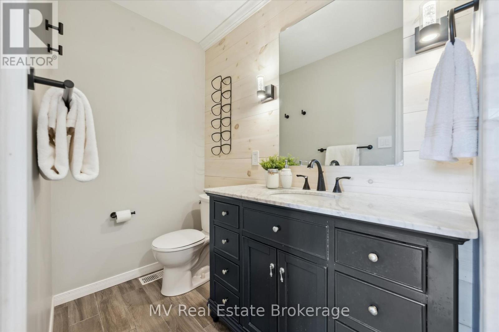 71 Healey Street, Centre Wellington, Ontario  N0B 1S0 - Photo 26 - X12410980