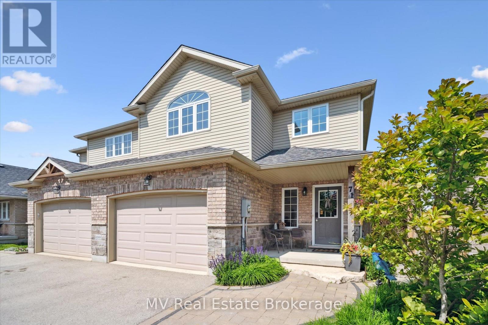 71 Healey Street, Centre Wellington, Ontario  N0B 1S0 - Photo 3 - X12410980