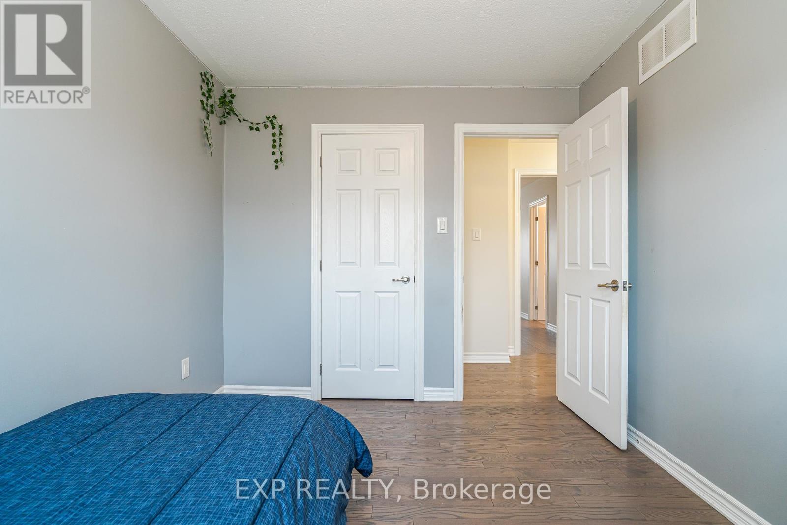 722 Devario Crescent, Ottawa, Ontario  K2J 6H3 - Photo 35 - X12410986