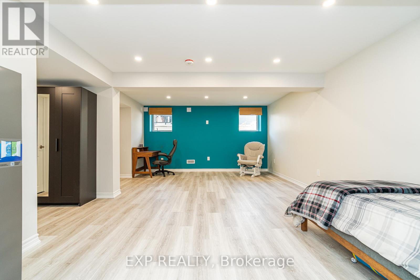 722 Devario Crescent, Ottawa, Ontario  K2J 6H3 - Photo 39 - X12410986