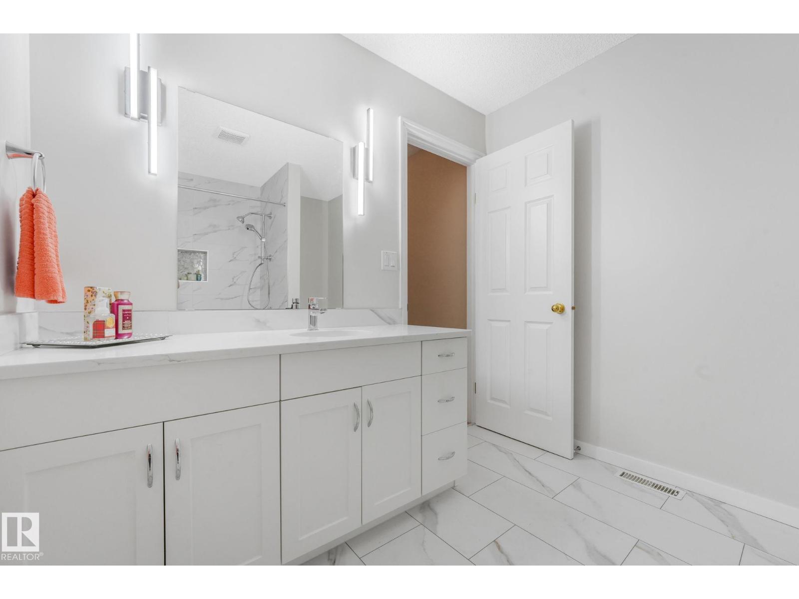 720 Hendra Cr Nw, Edmonton, Alberta  T6R 1S6 - Photo 29 - E4457280