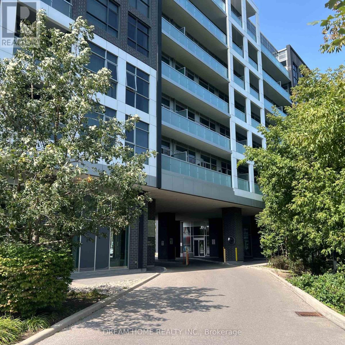 -Unit 118 - 8763 Bayview Avenue, Richmond Hill, Ontario  L4B 3V1 - Photo 2 - N12410969