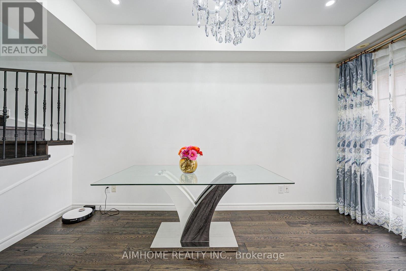 22 - 50 Greensborough Villag Circle, Markham, Ontario  L6E 0C7 - Photo 15 - N12410988