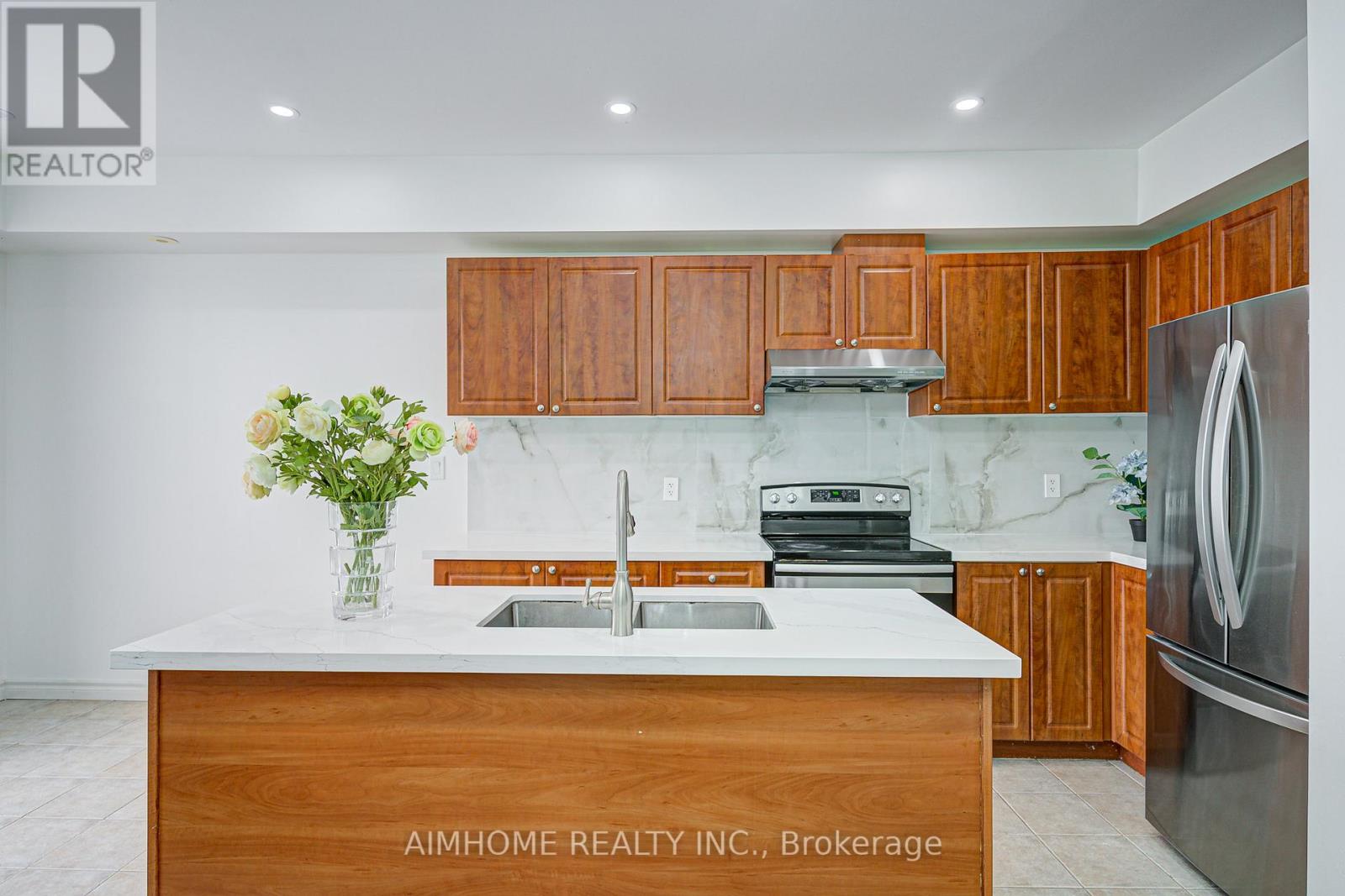 22 - 50 Greensborough Villag Circle, Markham, Ontario  L6E 0C7 - Photo 19 - N12410988