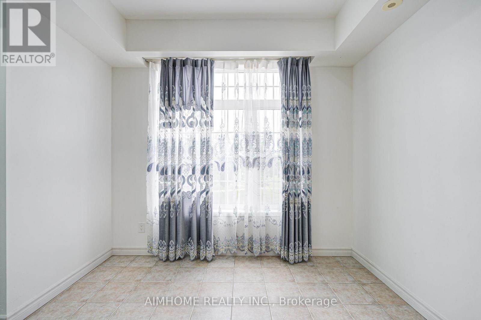 22 - 50 Greensborough Villag Circle, Markham, Ontario  L6E 0C7 - Photo 23 - N12410988