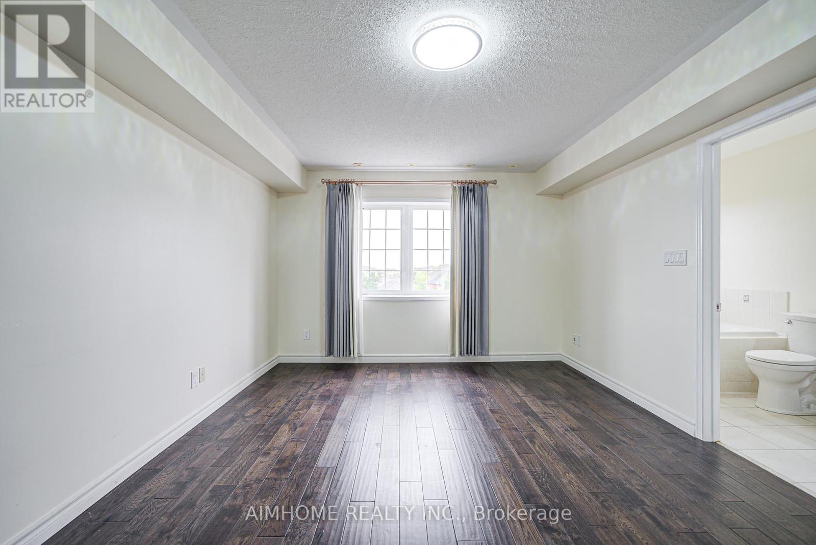 22 - 50 Greensborough Villag Circle, Markham, Ontario  L6E 0C7 - Photo 27 - N12410988