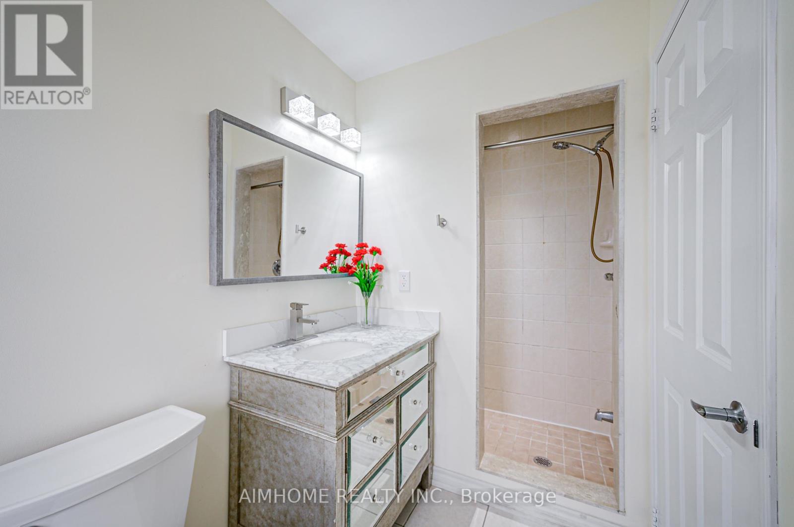 22 - 50 Greensborough Villag Circle, Markham, Ontario  L6E 0C7 - Photo 31 - N12410988