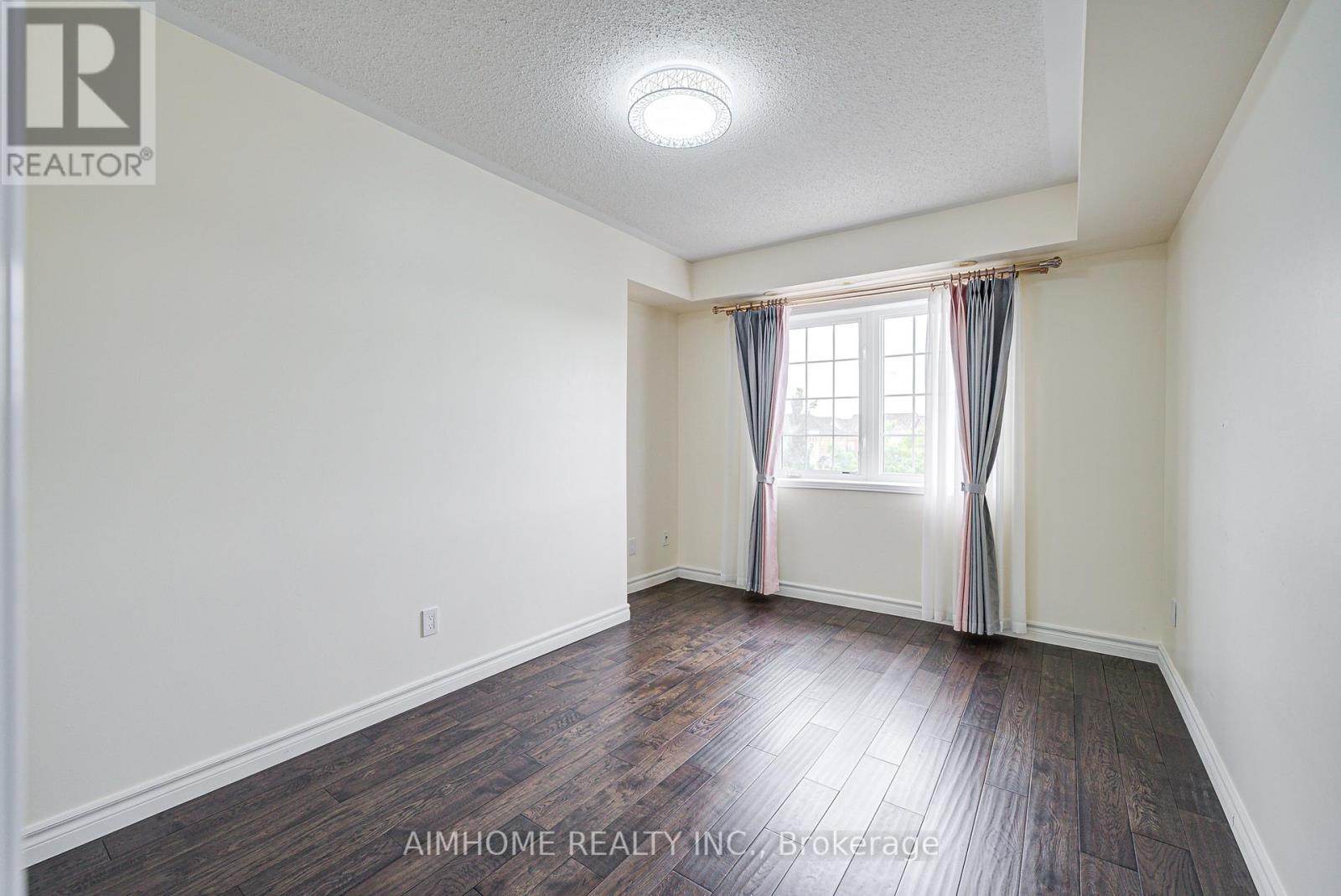 22 - 50 Greensborough Villag Circle, Markham, Ontario  L6E 0C7 - Photo 36 - N12410988