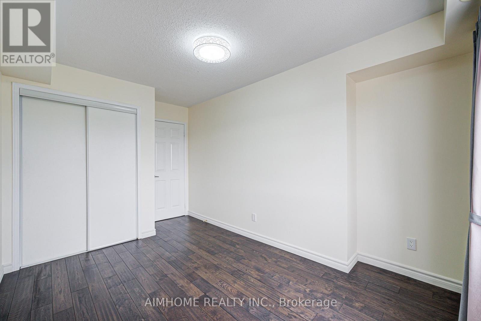 22 - 50 Greensborough Villag Circle, Markham, Ontario  L6E 0C7 - Photo 37 - N12410988