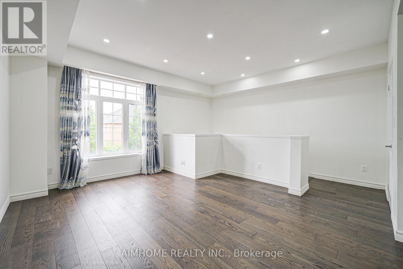 22 - 50 Greensborough Villag Circle, Markham, Ontario  L6E 0C7 - Photo 8 - N12410988
