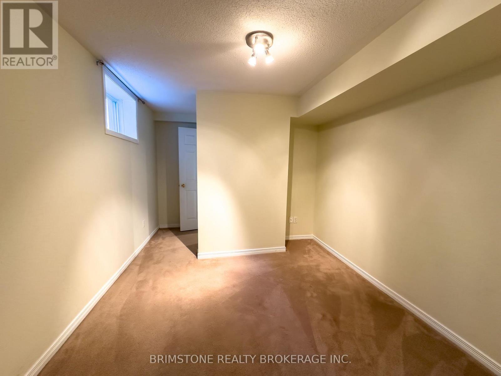 #33 / #34 - 175 Stanley Street, Barrie, Ontario  L4M 0G2 - Photo 12 - S12410970