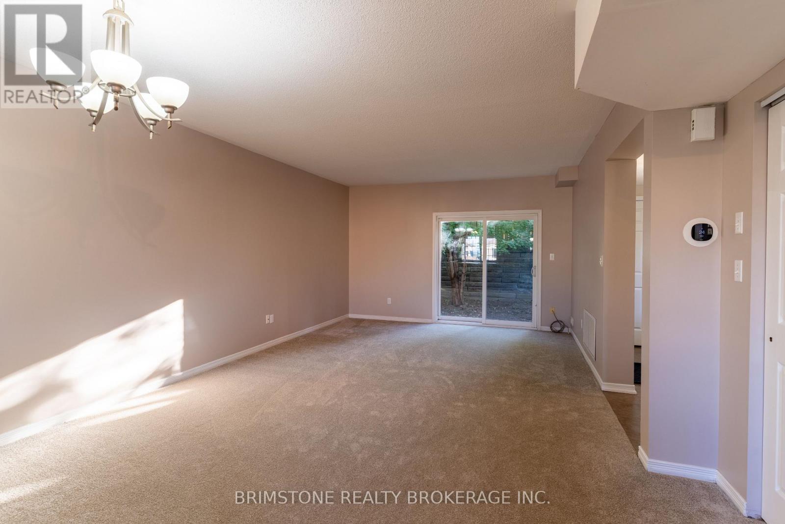 #33 / #34 - 175 Stanley Street, Barrie, Ontario  L4M 0G2 - Photo 17 - S12410970